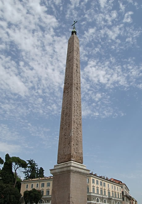 Aegyptische Obelisk auf der Piazza del Popolo Rom foto