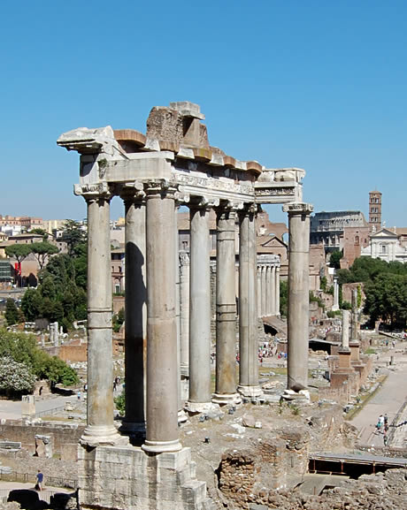 Der Tempel des Saturn auf dem Forum Romanum foto