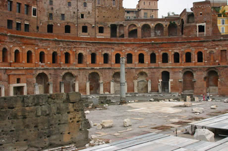 Ancienne place du marché à Rome photo