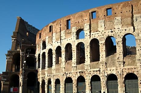 Il Colosseo a Roma foto
